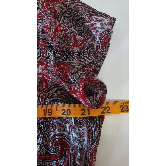 St. John Cropped‎ Red Multi Paisley Print Button Front Blouse SZ 14 SEE BUTTONS - Picture 7 of 8
